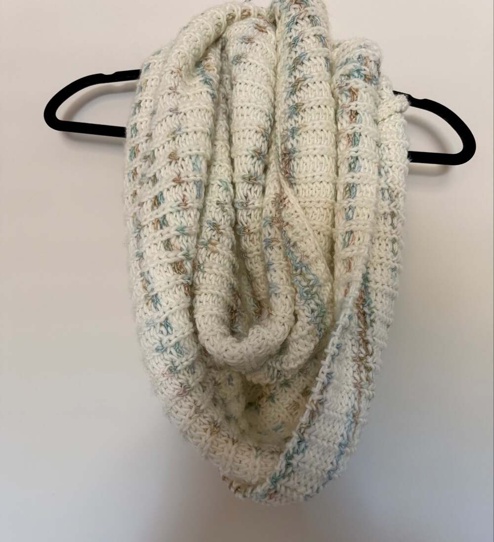 Free State Chunky Knit Infinity Scarf Cream Multicolor Cozy Winter